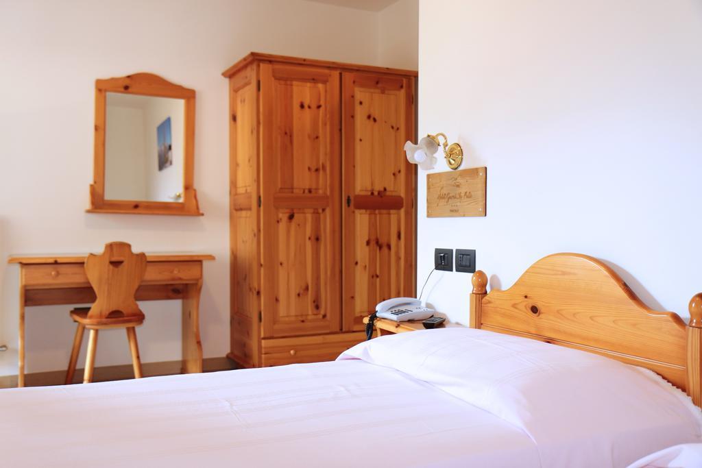 Hotel La Palù Pinzolo Esterno foto